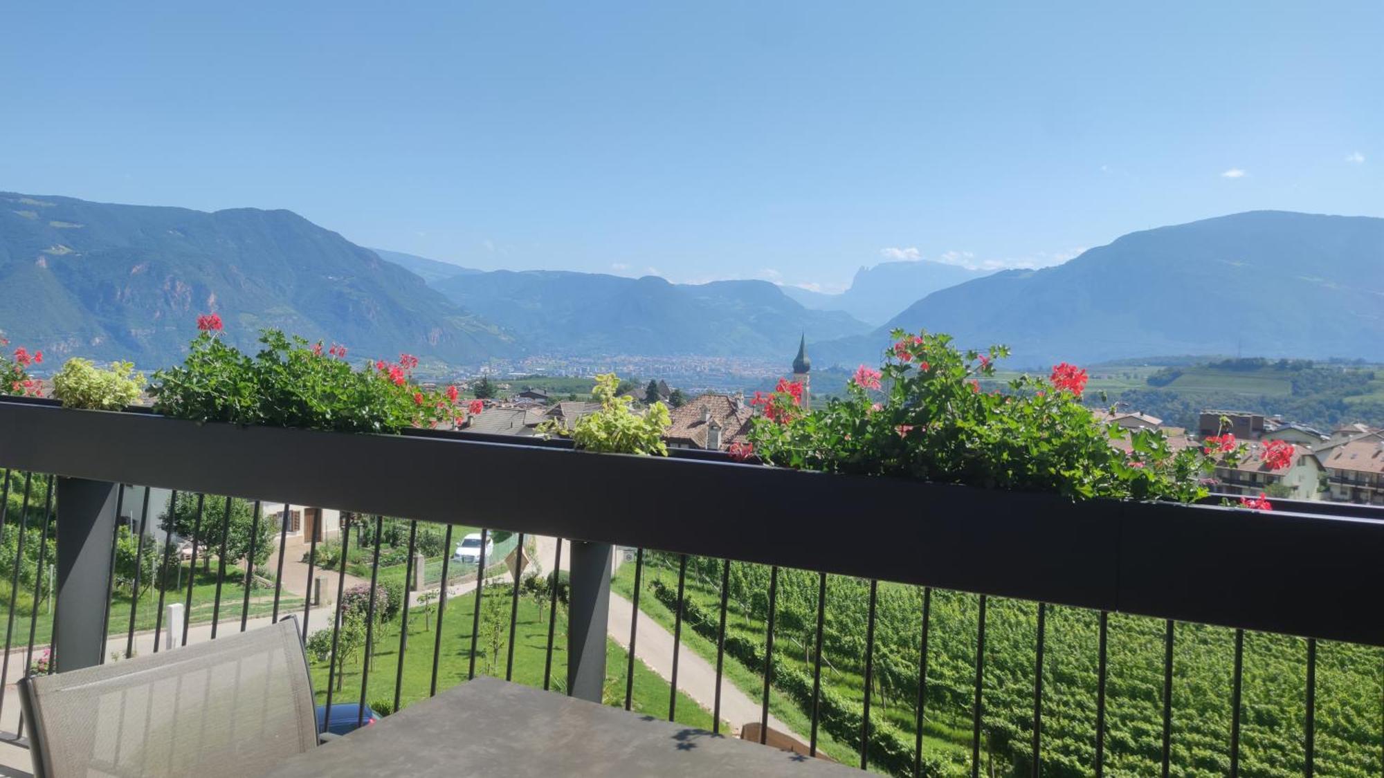 Highlight Apartments Appiano Sulla Strada Del Vino Exterior photo